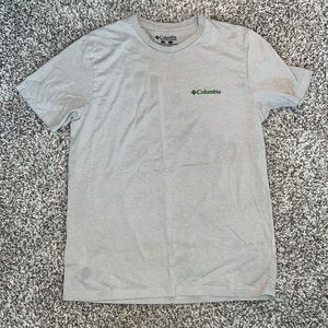 columbia men’s medium shirt